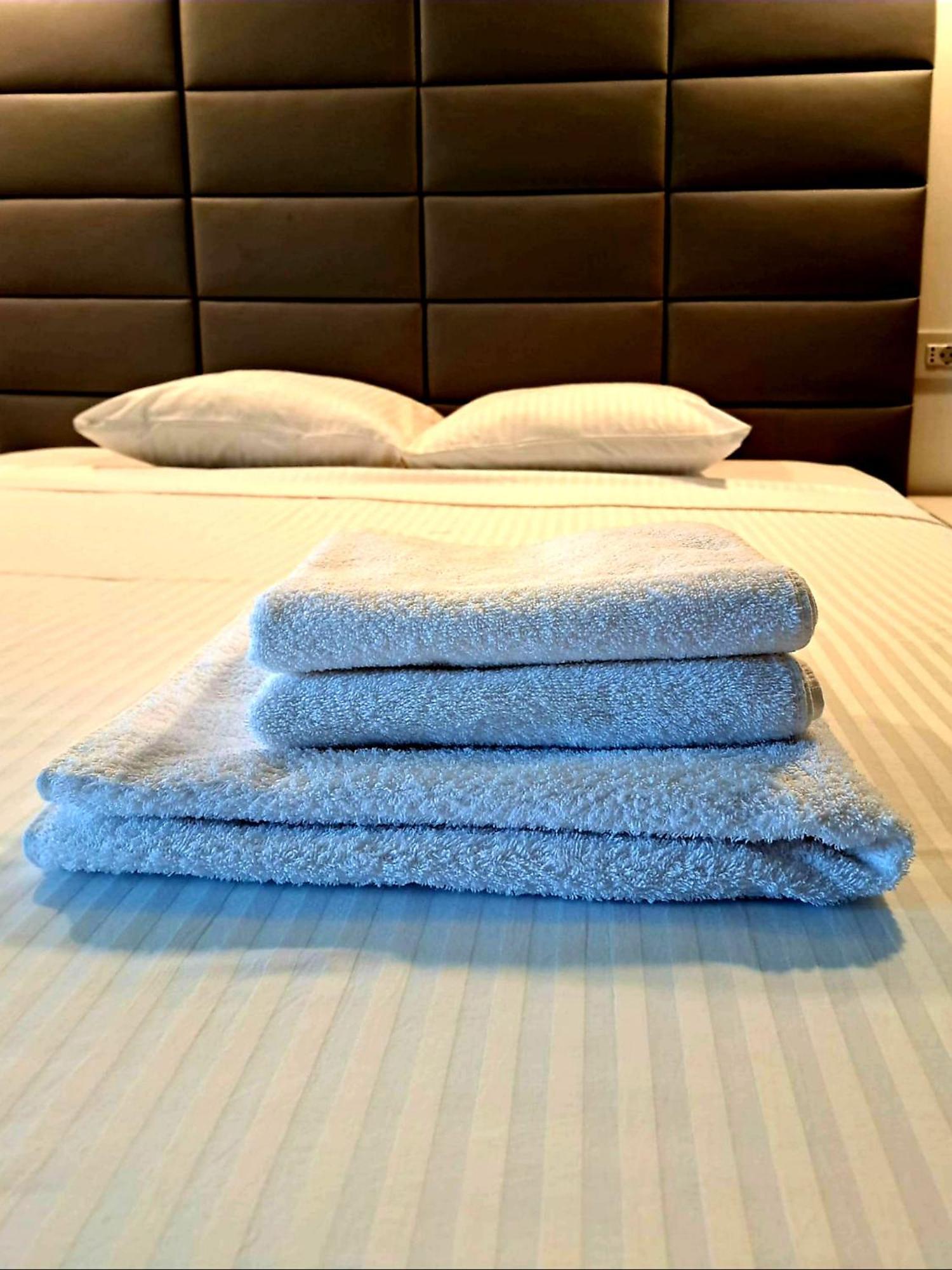Classy Apartment With Parking In The City Center Bukarest Kültér fotó